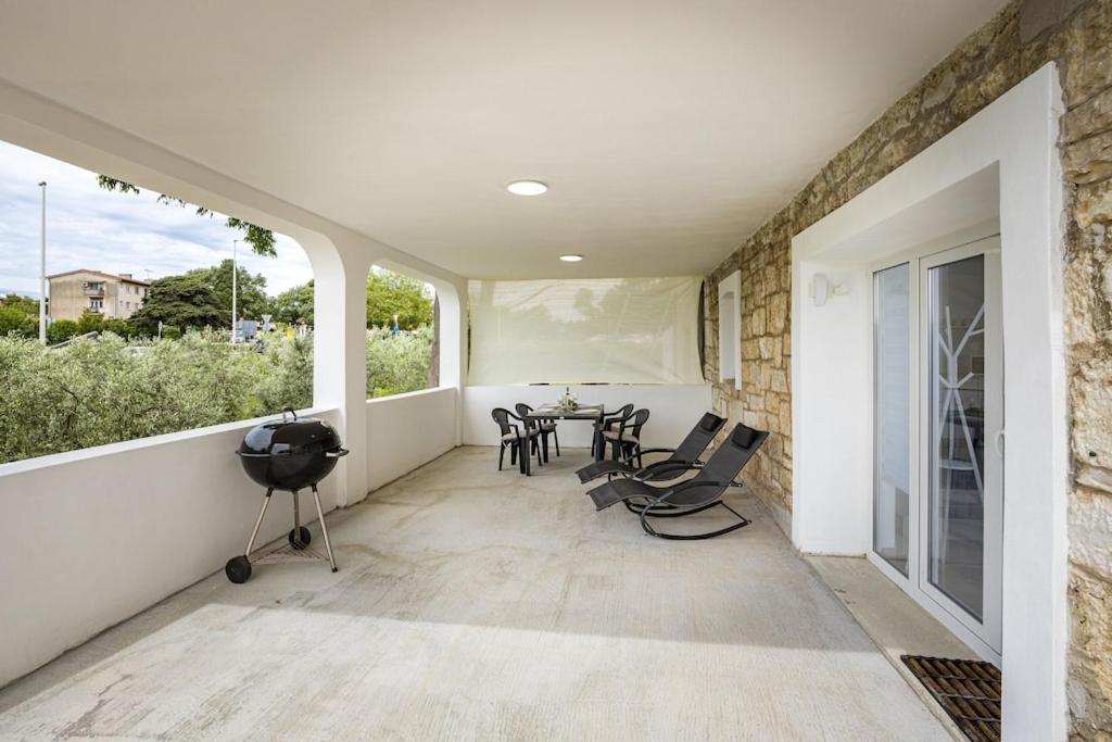 Apartment Olive Garden Near Pula 3 Km From Center And Only 4 Km From The Beach For 4 Persons Exterior photo